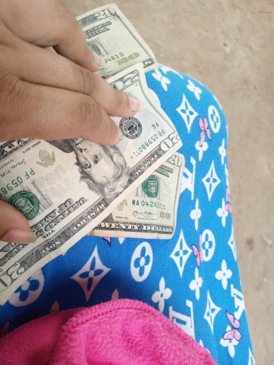 Premio: Rifa de Bono de $500 USD